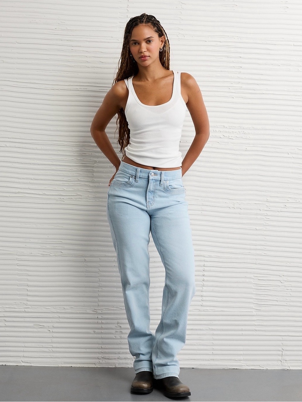 AE Curvy Straight Jean BIN#31